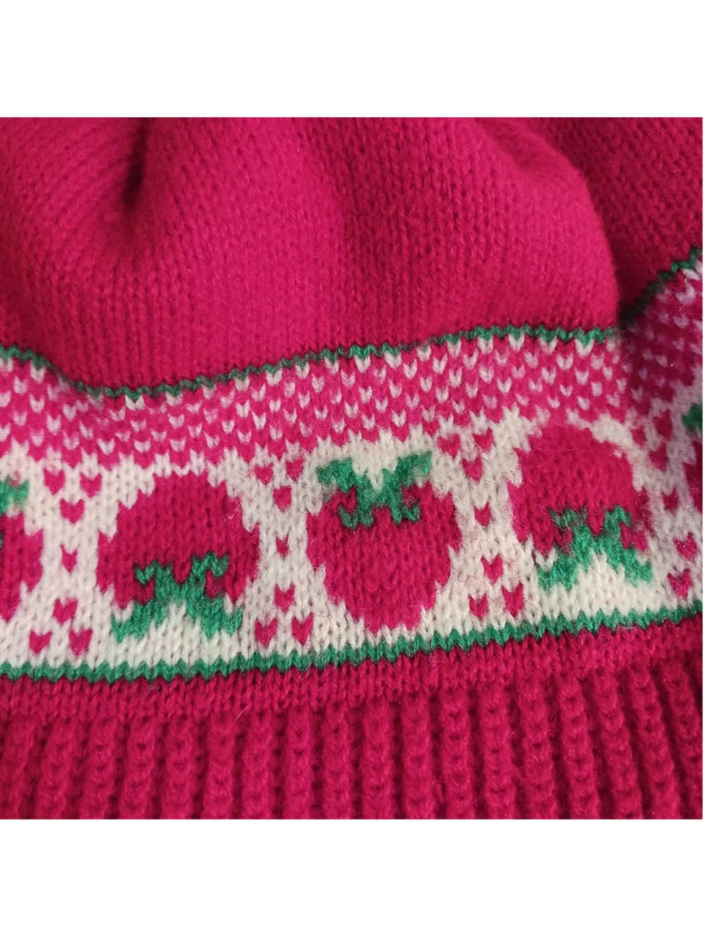 VTG Kids Small Knit Strawberry Hat Pom Beanie Winter